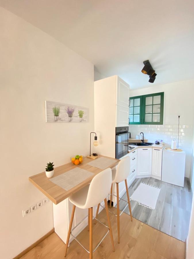 Modern Studio Apartment In The Old Town Sarajewo Zewnętrze zdjęcie