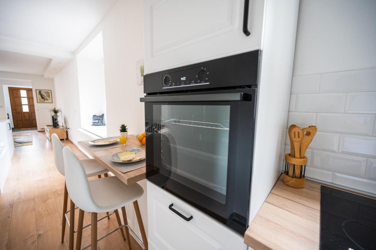 Modern Studio Apartment In The Old Town Sarajewo Zewnętrze zdjęcie